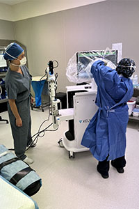 robotic-surgery2-200x300